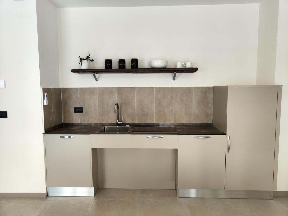 Appartement Domus Acaja à Pinerol Extérieur photo