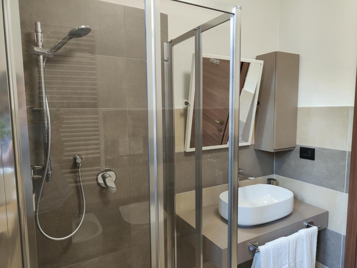 Appartement Domus Acaja à Pinerol Extérieur photo